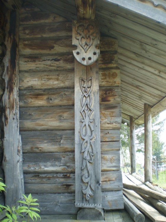 Часовня Космы и Дамиана, Марьино (Чудовский район, Новгородская область). архитектурные детали