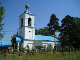 Охлебинино. Церковь Троицы Живоначальной