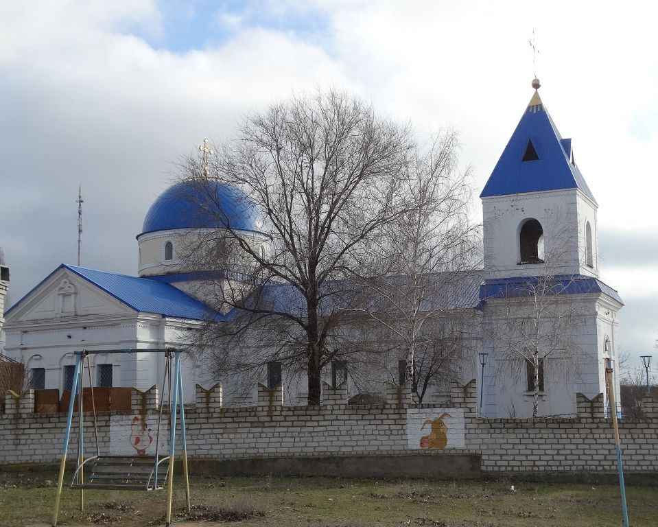 Гурьевка. Церковь Покрова Пресвятой Богородицы. фасады