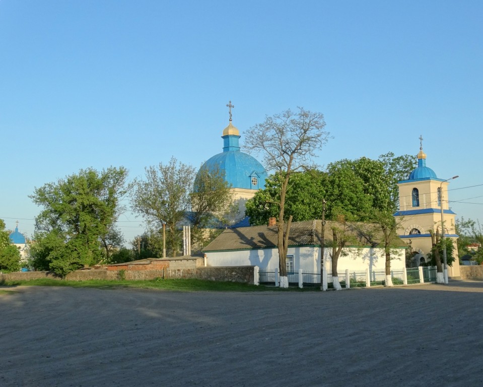 Первомайск. Церковь Покрова Пресвятой Богородицы. фасады