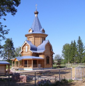 Адищево. Церковь Покрова Пресвятой Богородицы (старая)
