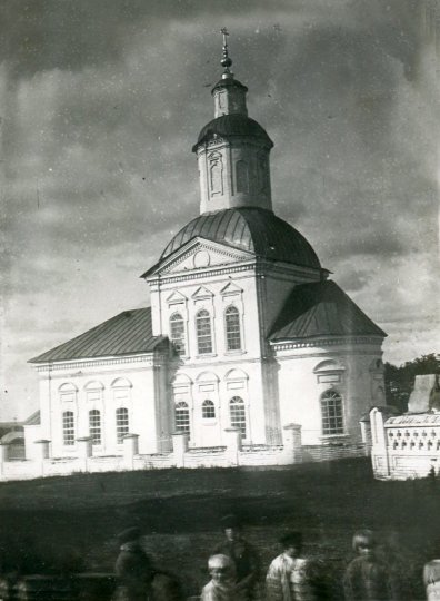 Казанская церковь. Начало XX в., архивная фотография. Церковь Казанской иконы Божией Матери, Починки (Починковский район, Нижегородская область)