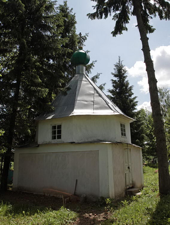 Часовня Воскресения Христова, Бояновичи (Хвастовичский район, Калужская область). фасады