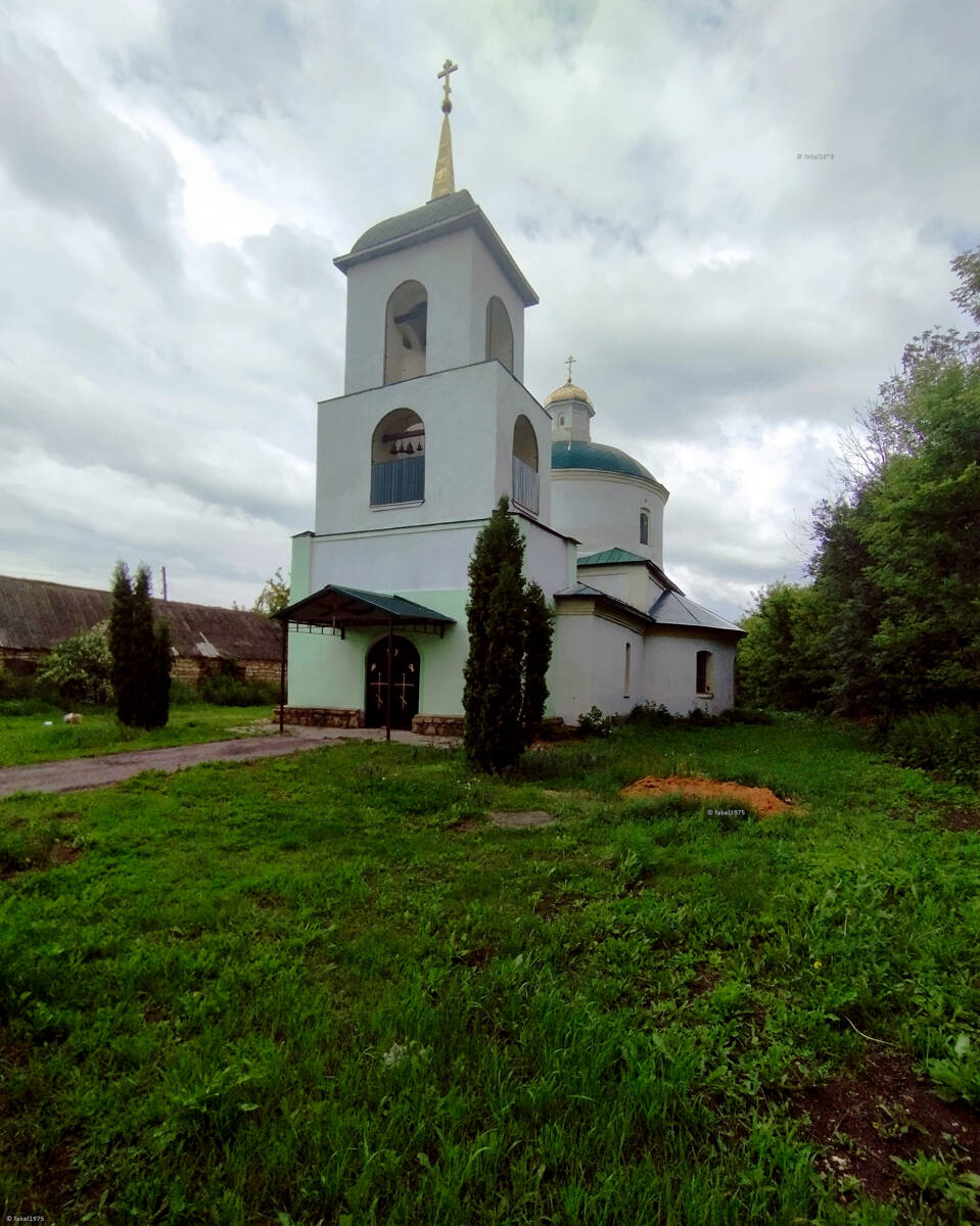 Церковь Сергия Радонежского, Нижнедрезгалово (Краснинский район, Липецкая область). фасады