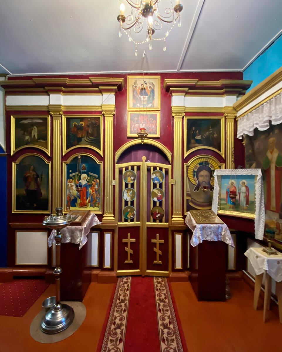 Церковь Покрова Пресвятой Богородицы, Медвёдово (Локнянский район, Псковская область). интерьер и убранство, Южный придел в трапезной