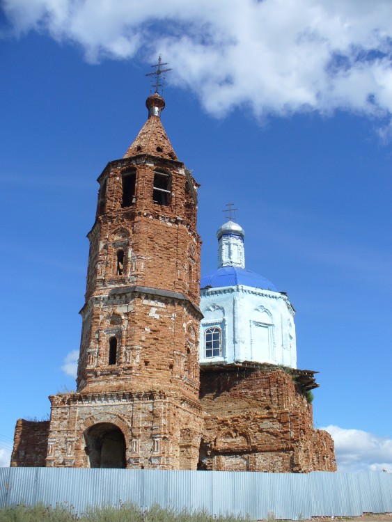 Церковь Михаила Архангела, Красная Горка (Мамадышский район, Республика Татарстан). фасады