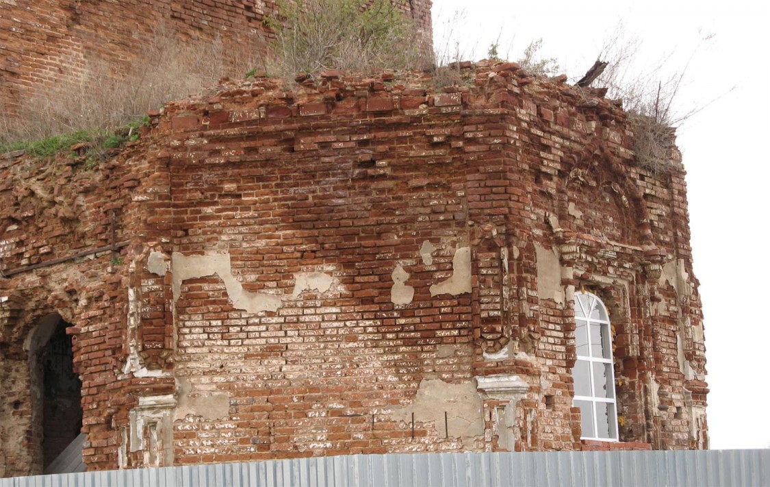 Церковь Михаила Архангела, Красная Горка (Мамадышский район, Республика Татарстан). архитектурные детали, Апсида церкви