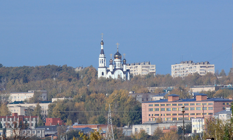 Собор Покрова Пресвятой Богородицы и Татианы Римской, Чебоксары (Чебоксары, город, Республика Чувашия). общий вид в ландшафте, Вид на храм из центральной части города (пр. Карла Маркса)