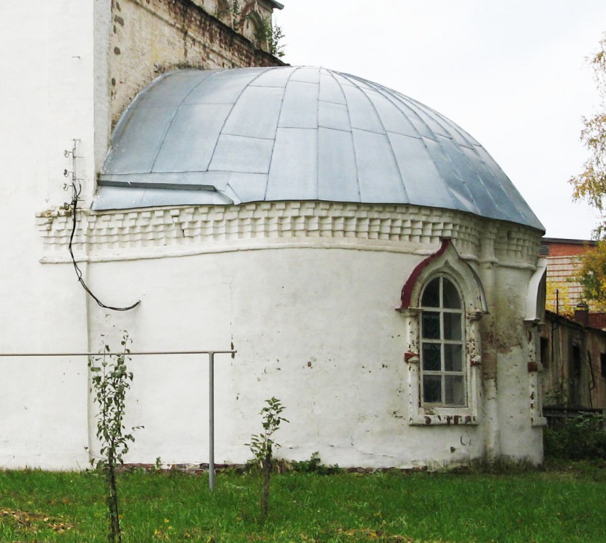 Церковь Казанской иконы Божией Матери, Цивильск (Цивильский район, Республика Чувашия). архитектурные детали, Арсида храма