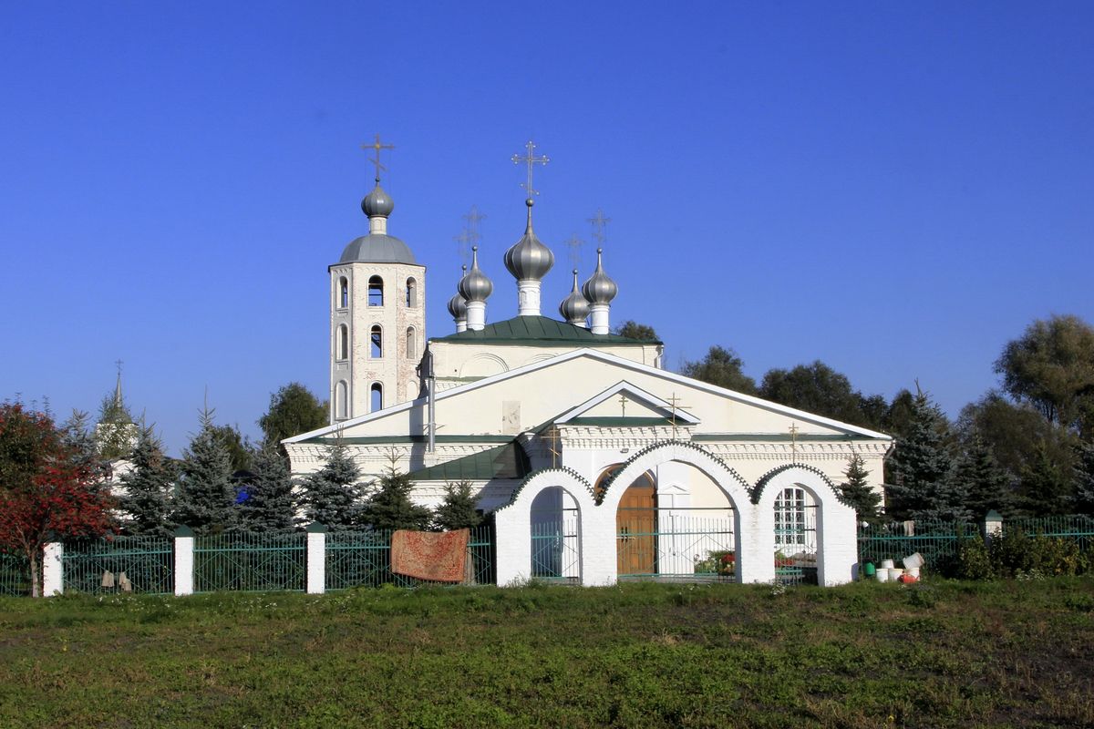Собор Троицы Живоначальной, Цивильск (Цивильский район, Республика Чувашия). фасады