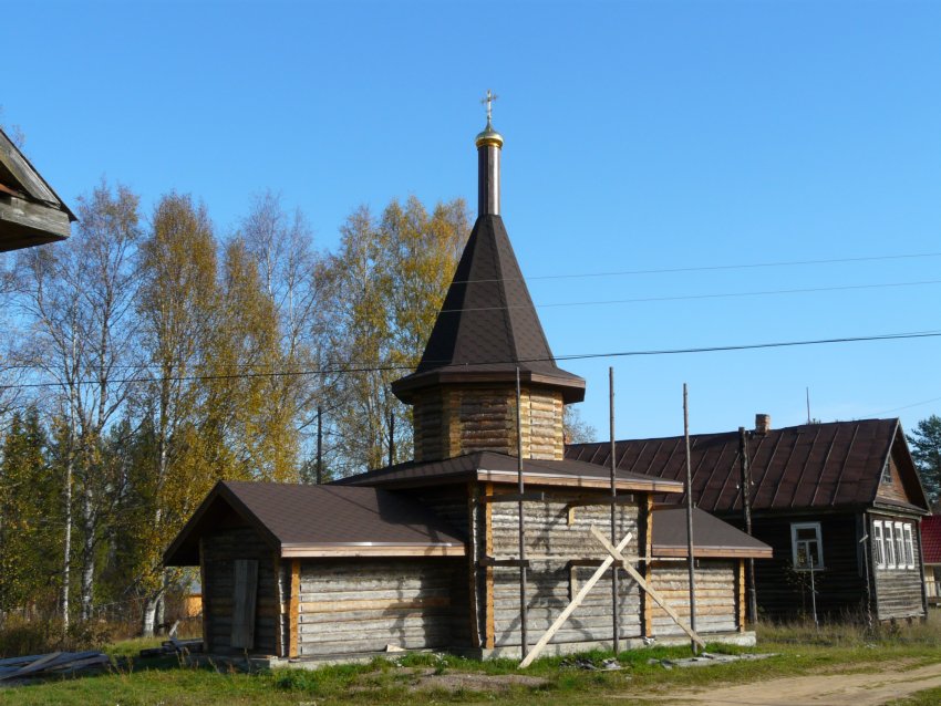 Церковь Петра и Павла, Часовенская (Волховский район, Ленинградская область). общий вид в ландшафте