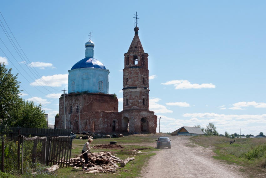 Церковь Михаила Архангела, Красная Горка (Мамадышский район, Республика Татарстан). фасады