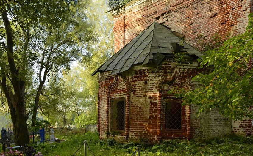 Церковь Троицы Живоначальной, Выголово (Нерехтский район, Костромская область). архитектурные детали