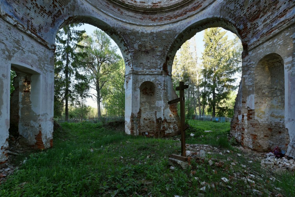 Церковь Казанской иконы Божией Матери, Заячьи Горы (Оленинский район, Тверская область). интерьер и убранство, Юго-западная сторона основного объема