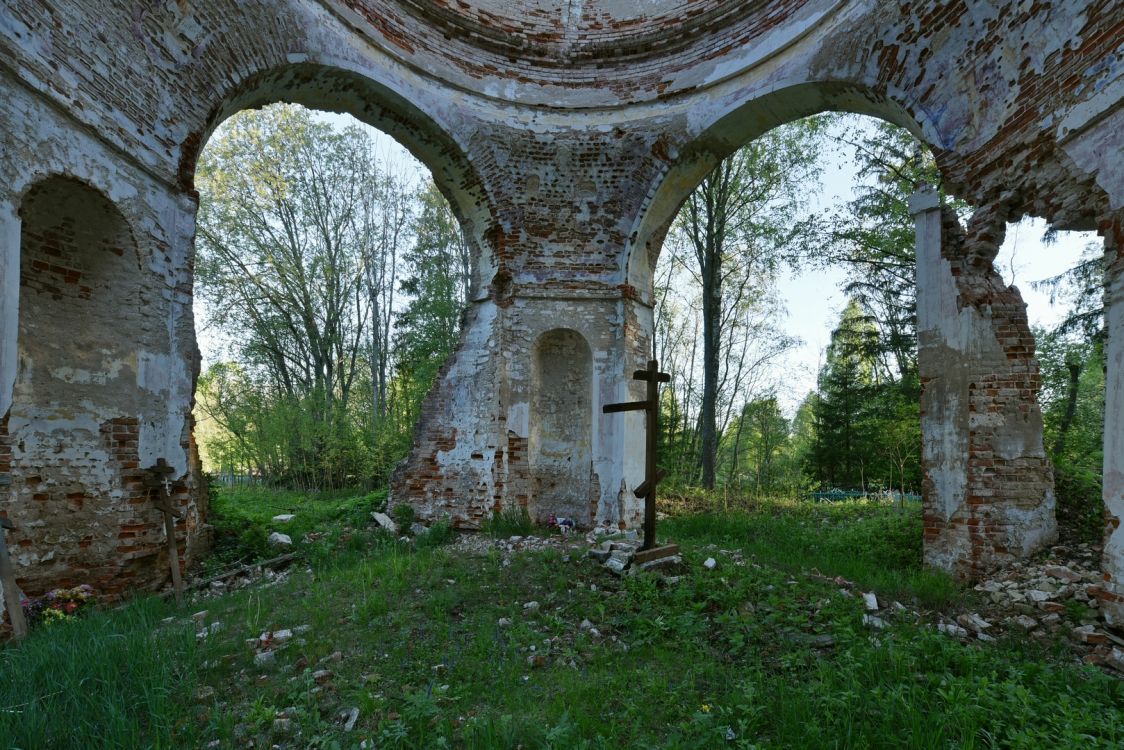 Церковь Казанской иконы Божией Матери, Заячьи Горы (Оленинский район, Тверская область). интерьер и убранство, Северо-западная сторона основного объема