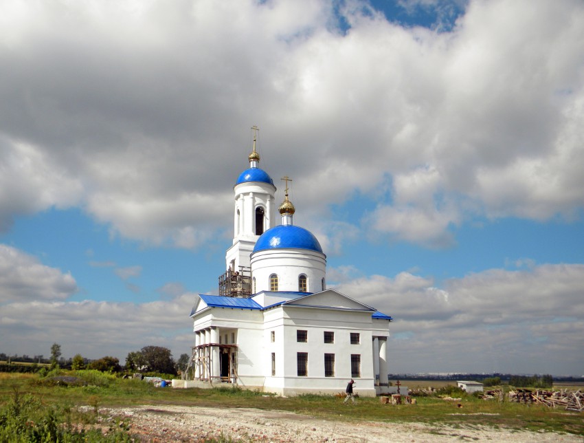 Церковь Митрофана Воронежского, Букреевка (Курский район, Курская область). фасады