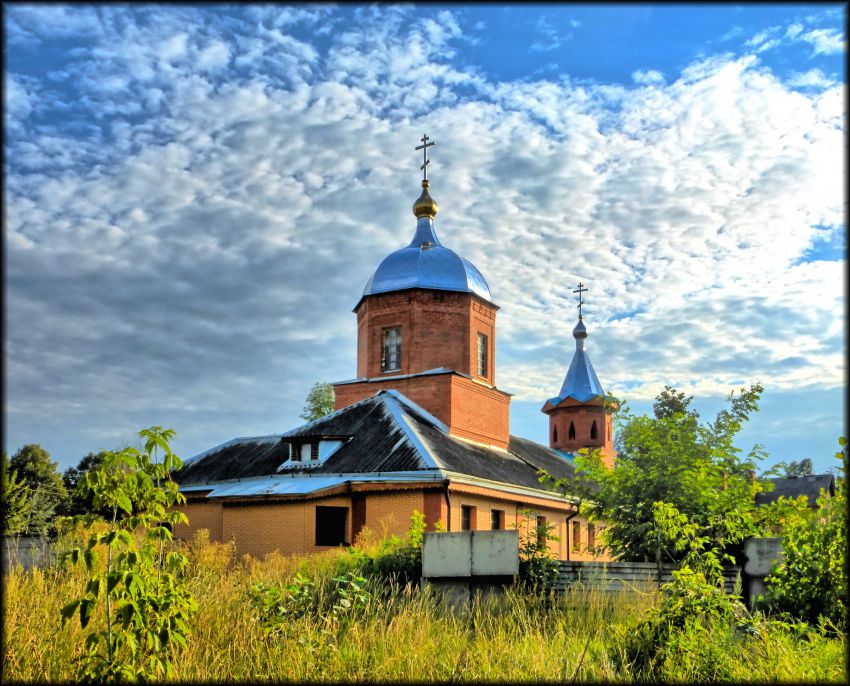 Церковь Троицы Живоначальной в посёлке Аккумулятор, Курск (Курск, город, Курская область). фасады
