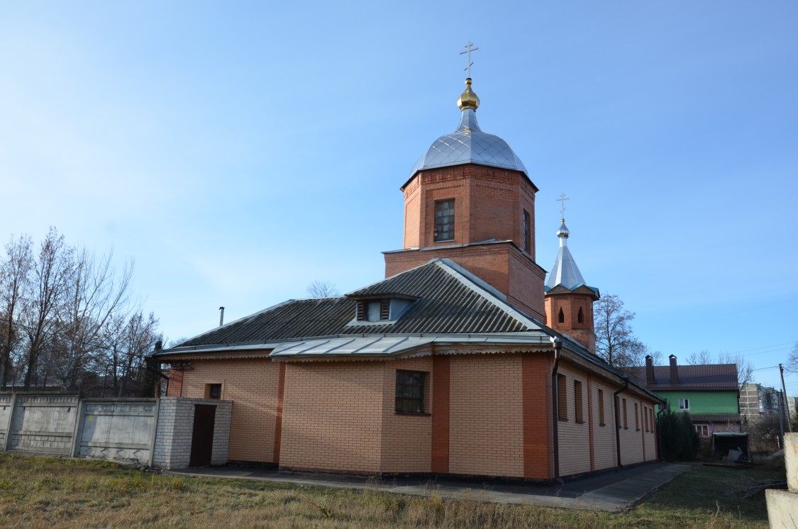 Церковь Троицы Живоначальной в посёлке Аккумулятор, Курск (Курск, город, Курская область). фасады
