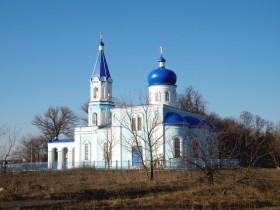 Лебяжье. Церковь Троицы Живоначальной