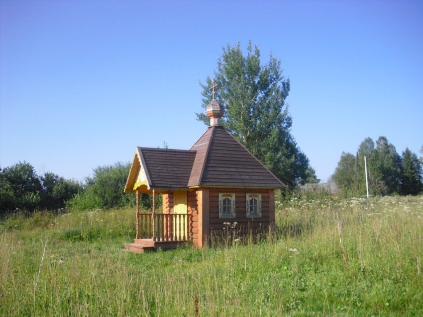 Часовня Воскресения Христова, Березники (Нелидовский городской округ, Тверская область). общий вид в ландшафте, вид с юго-запада