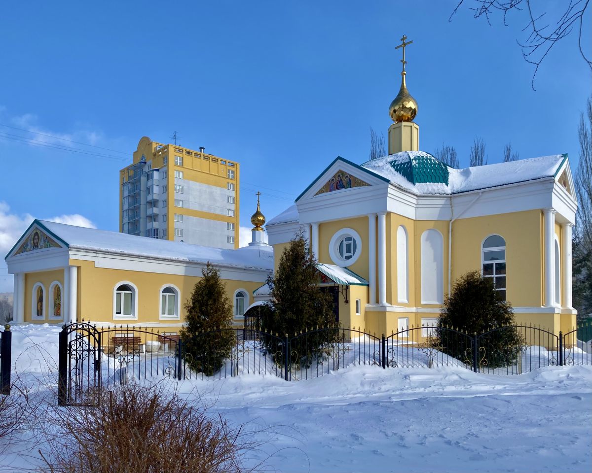 Церковь Пантелеимона Целителя при ОГКБ им. Кабанова, Омск (Омск, город, Омская область). фасады, Вид с ЮЗ