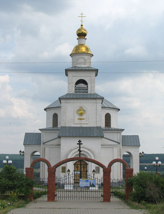 Церковь Покрова Пресвятой Богородицы, Шопино (Яковлевский район, Белгородская область). общий вид в ландшафте
