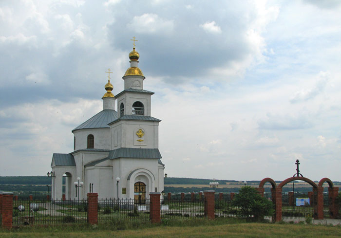 Церковь Покрова Пресвятой Богородицы, Шопино (Яковлевский район, Белгородская область). общий вид в ландшафте