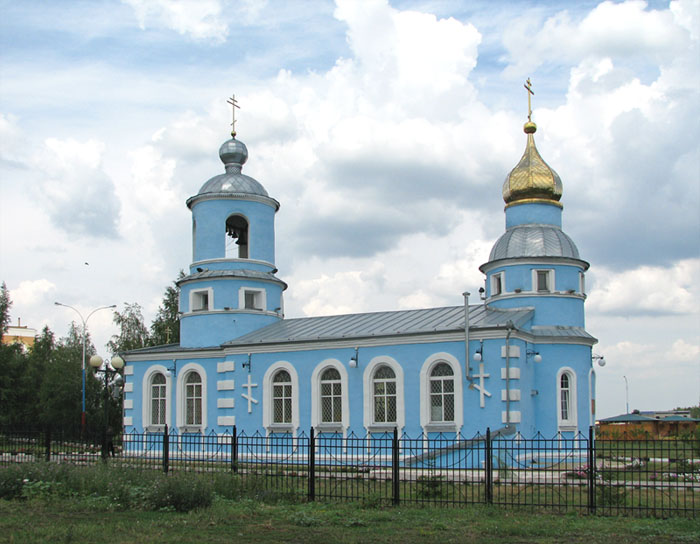 Церковь Сретения Господня, Строитель (Яковлевский район, Белгородская область). общий вид в ландшафте