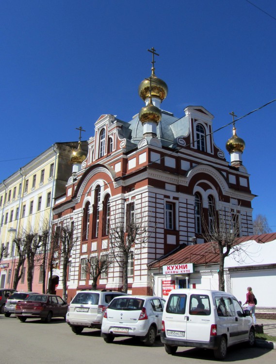 Вятка (Киров). Церковь Екатерины при бывшей женской гимназии. фасады