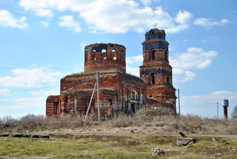 Кадное (Георгиевское). Церковь Георгия Победоносца. фасады