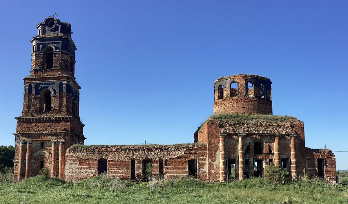 Вид с юга, фасады. Церковь Георгия Победоносца, Кадное (Георгиевское) (Каменский район, Тульская область)