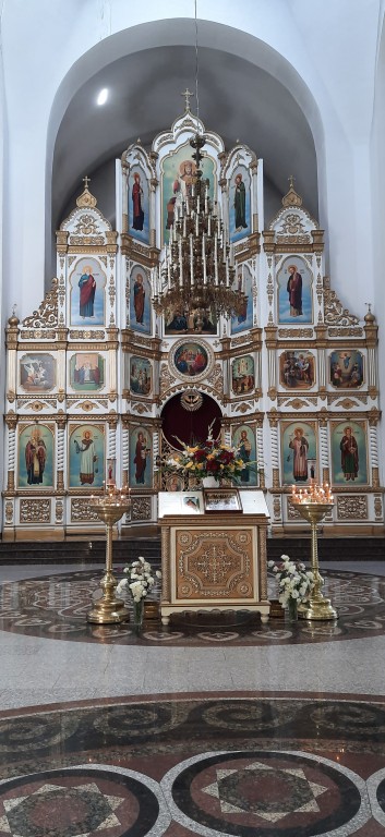 Собор Пантелеимона Целителя, Ессентуки (Ессентуки, город, Ставропольский край). интерьер и убранство
