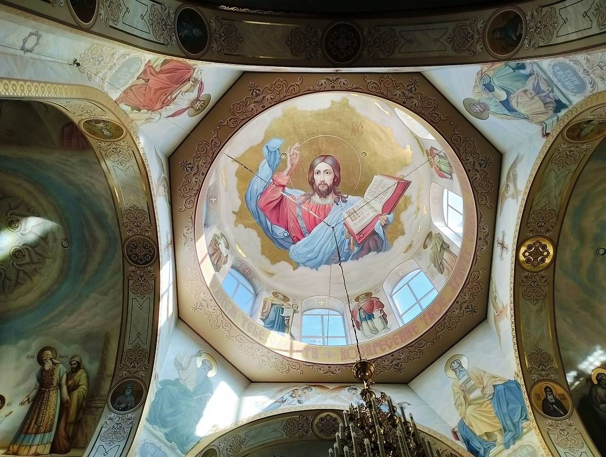 интерьер и убранство. Собор Пантелеимона Целителя, Ессентуки (Ессентуки, город, Ставропольский край)