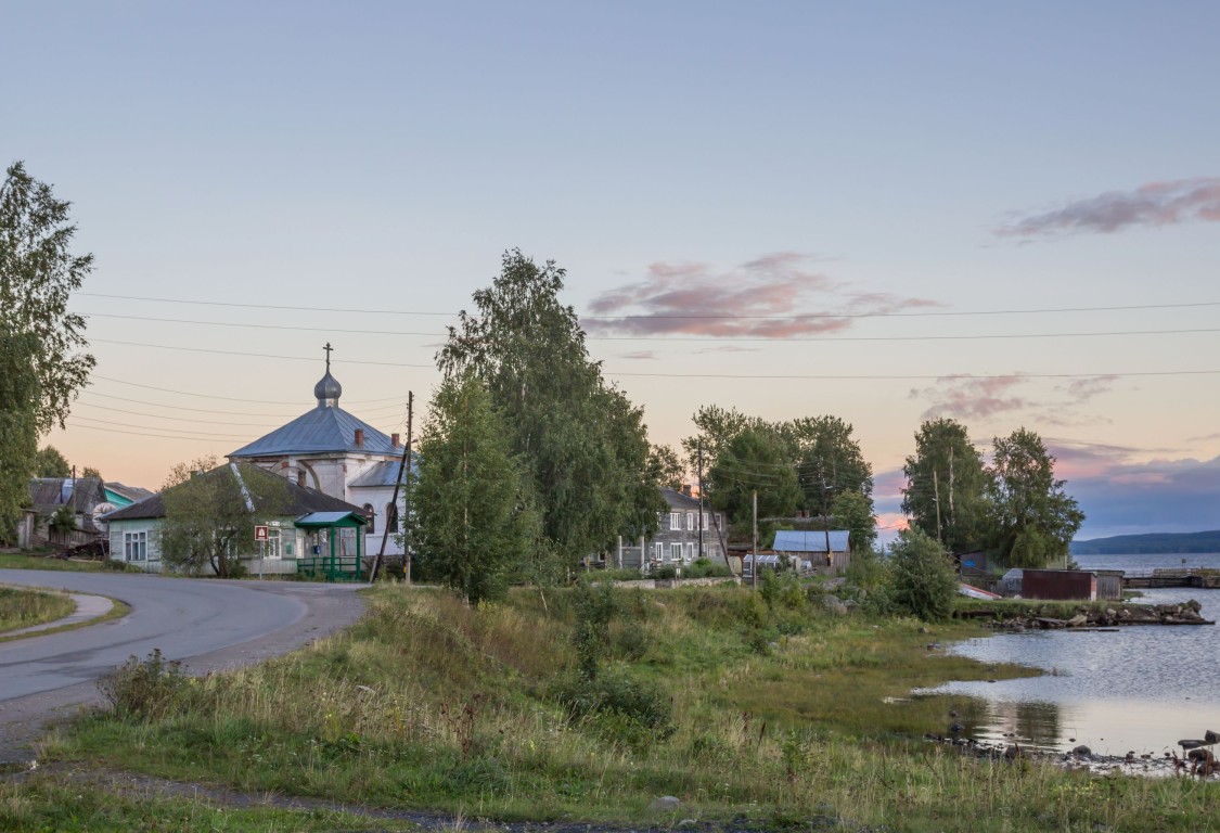 Великая Губа. Церковь Алексия, человека Божия. общий вид в ландшафте, Вид с севера