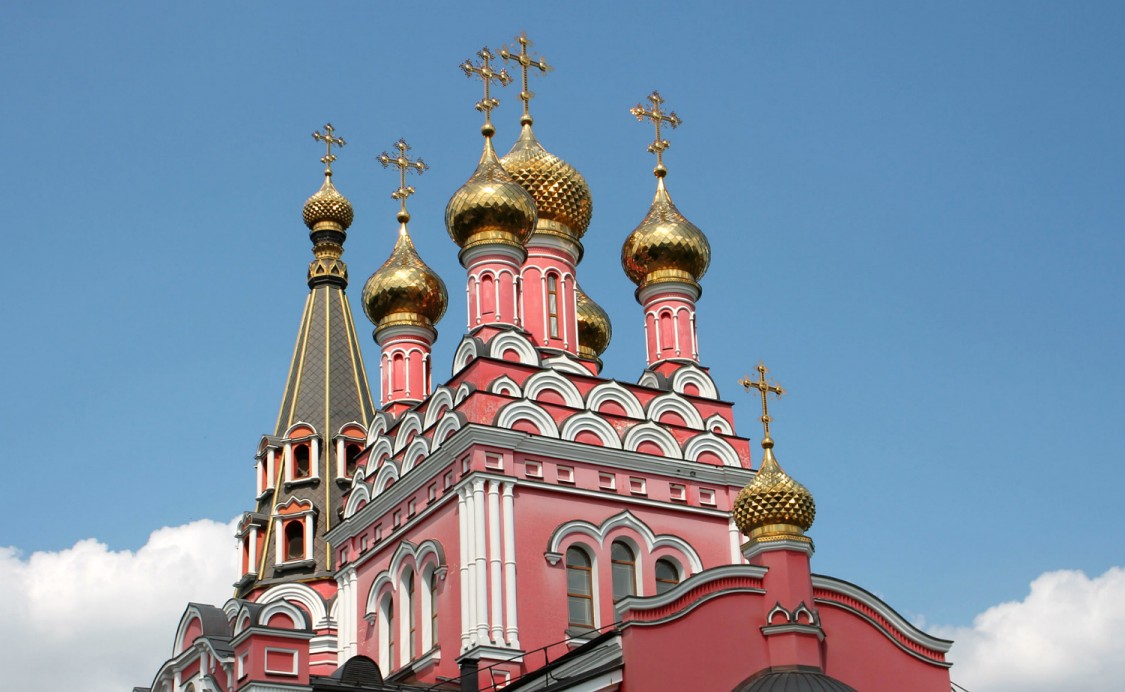 Церковь Пантелеимона Целителя (новая), Кисловодск (Кисловодск, город, Ставропольский край). архитектурные детали, Купола крупный план