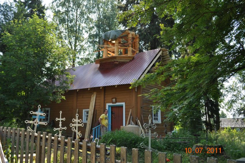 Часовня Михаила Архангела, Петра и Павла, Новинка (Олонецкий район, Республика Карелия). фасады
