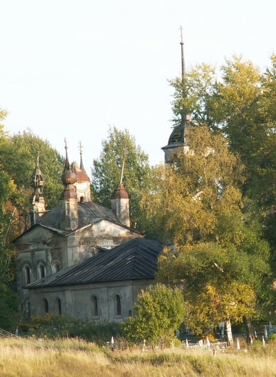 Церковь Михаила Архангела, Семёновское (Брейтовский район, Ярославская область). общий вид в ландшафте, храм Михаила Архангела