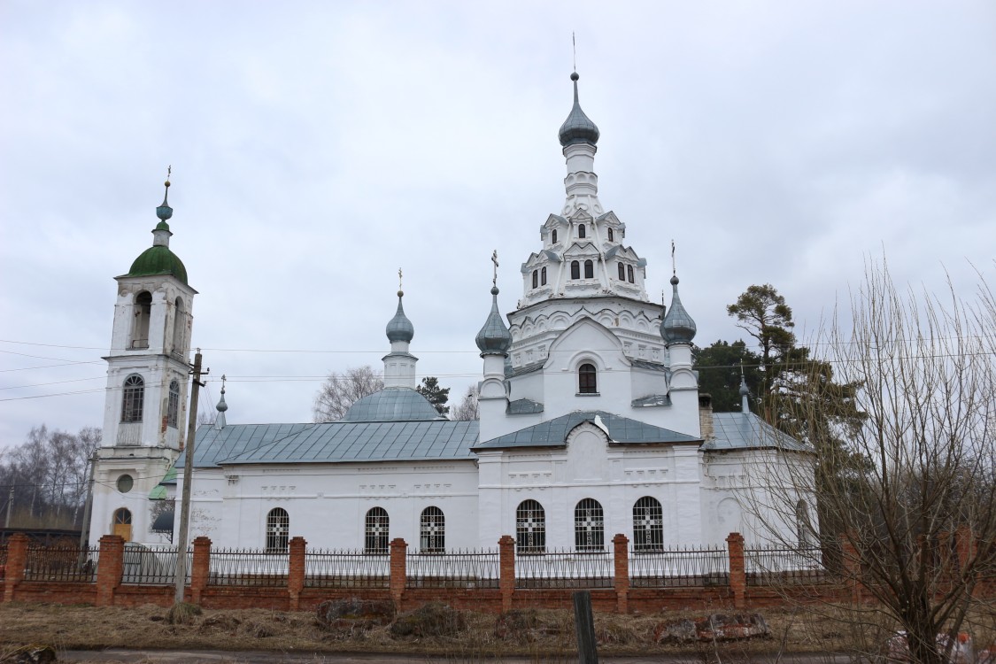 Церковь Николая Чудотворца, Сергиевское (Угличский район, Ярославская область). фасады, Вид с юга