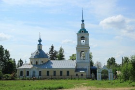 Троицкое. Церковь Троицы Живоначальной