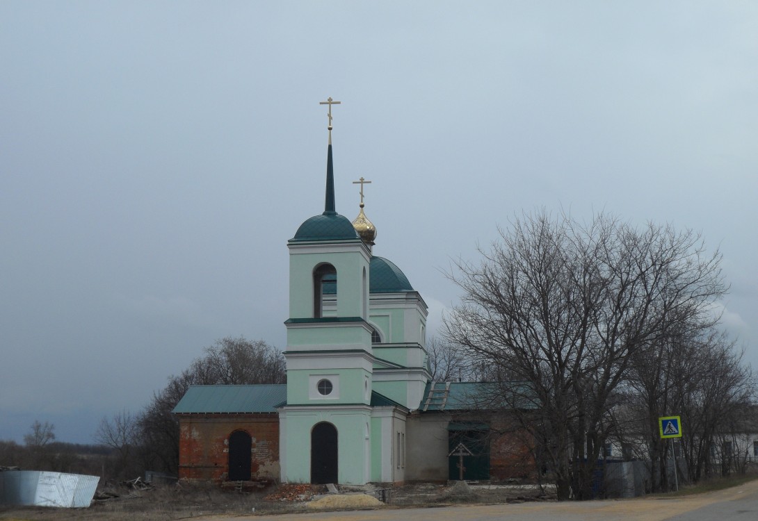 Церковь Михаила Архангела, Черниговка (Задонский район, Липецкая область). общий вид в ландшафте