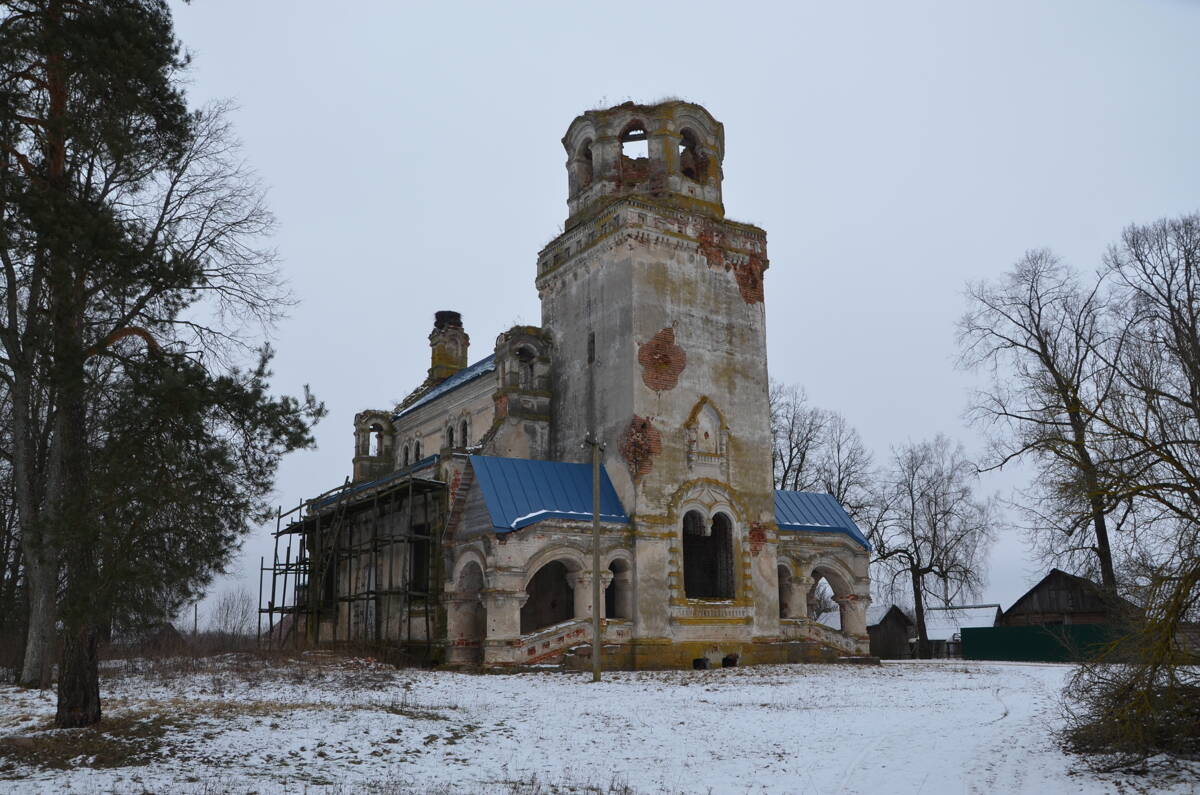 Церковь Успения Пресвятой Богородицы, Зарево (Хиславичский район, Смоленская область). документальные фотографии