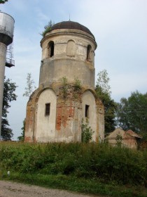 Кощино. Церковь Покрова Пресвятой Богородицы (старая)
