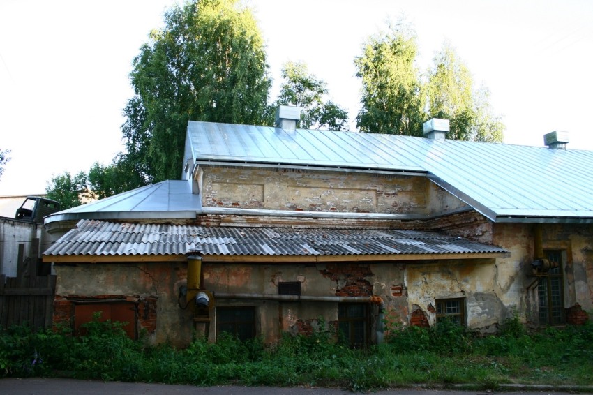 Церковь Ахтырской иконы Божией Матери, Вятка (Киров) (Вятка (Киров), город, Кировская область). общий вид в ландшафте, фотограф Зыкин Юрий, г.Вятка