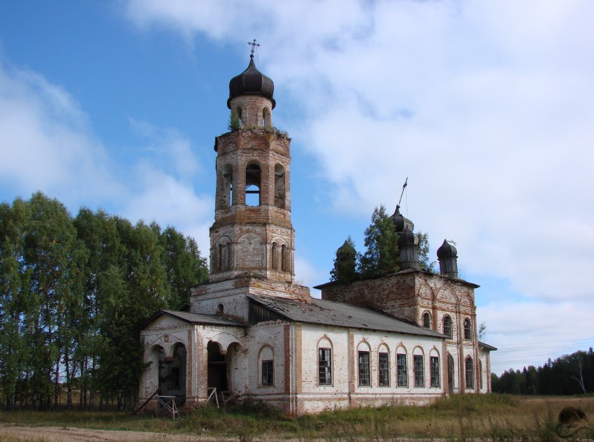 Аксеновская. Церковь Иоанна Предтечи. общий вид в ландшафте