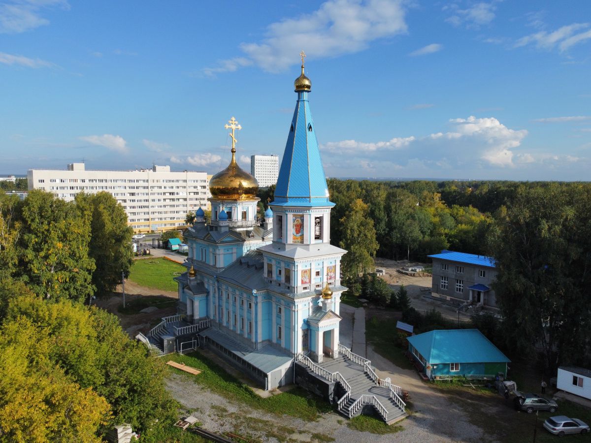 Церковь Казанской иконы Божией Матери, Краснообск (Новосибирский район, Новосибирская область). фасады, Вид с СЗ
