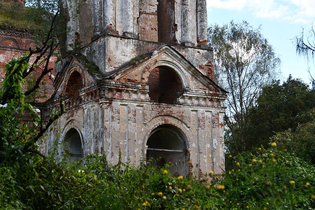 архитектурные детали. Церковь Казанской иконы Божией Матери, Рожалово (Некоузский район, Ярославская область)