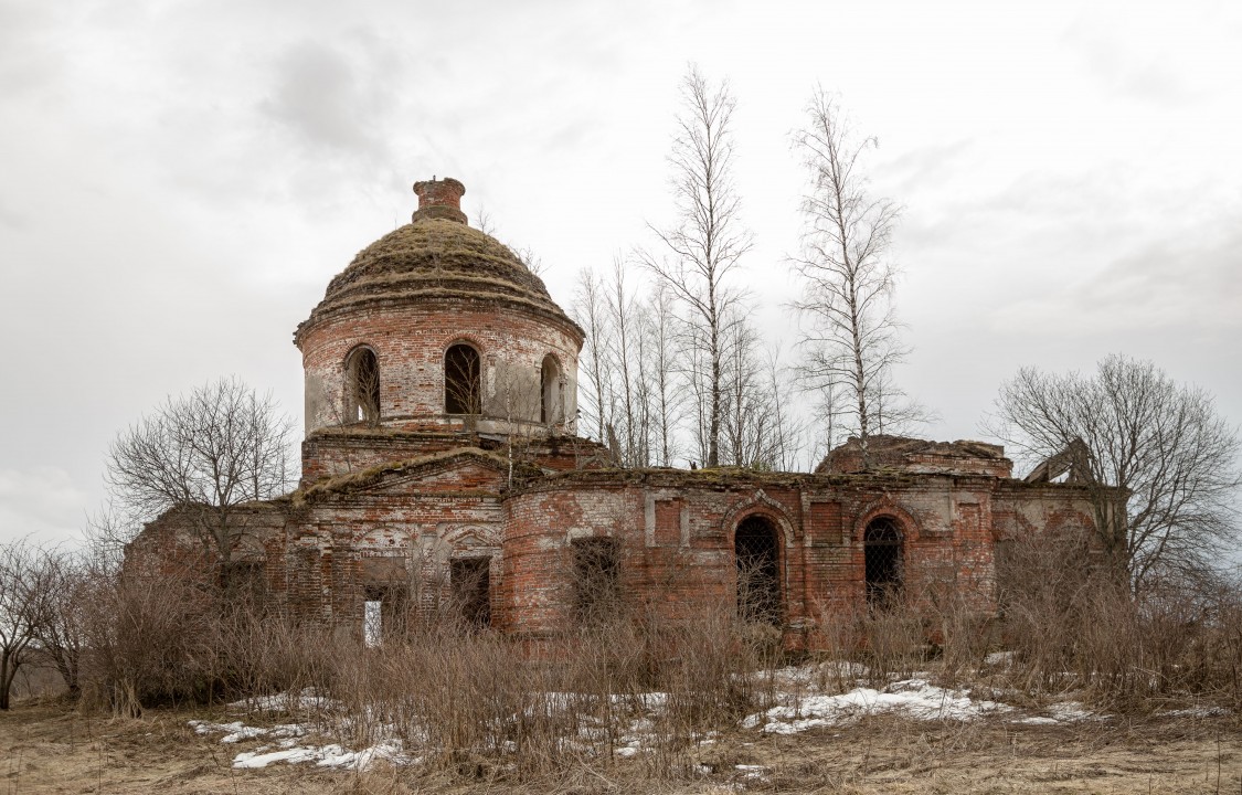 Сысоево. Церковь Троицы Живоначальной. фасады