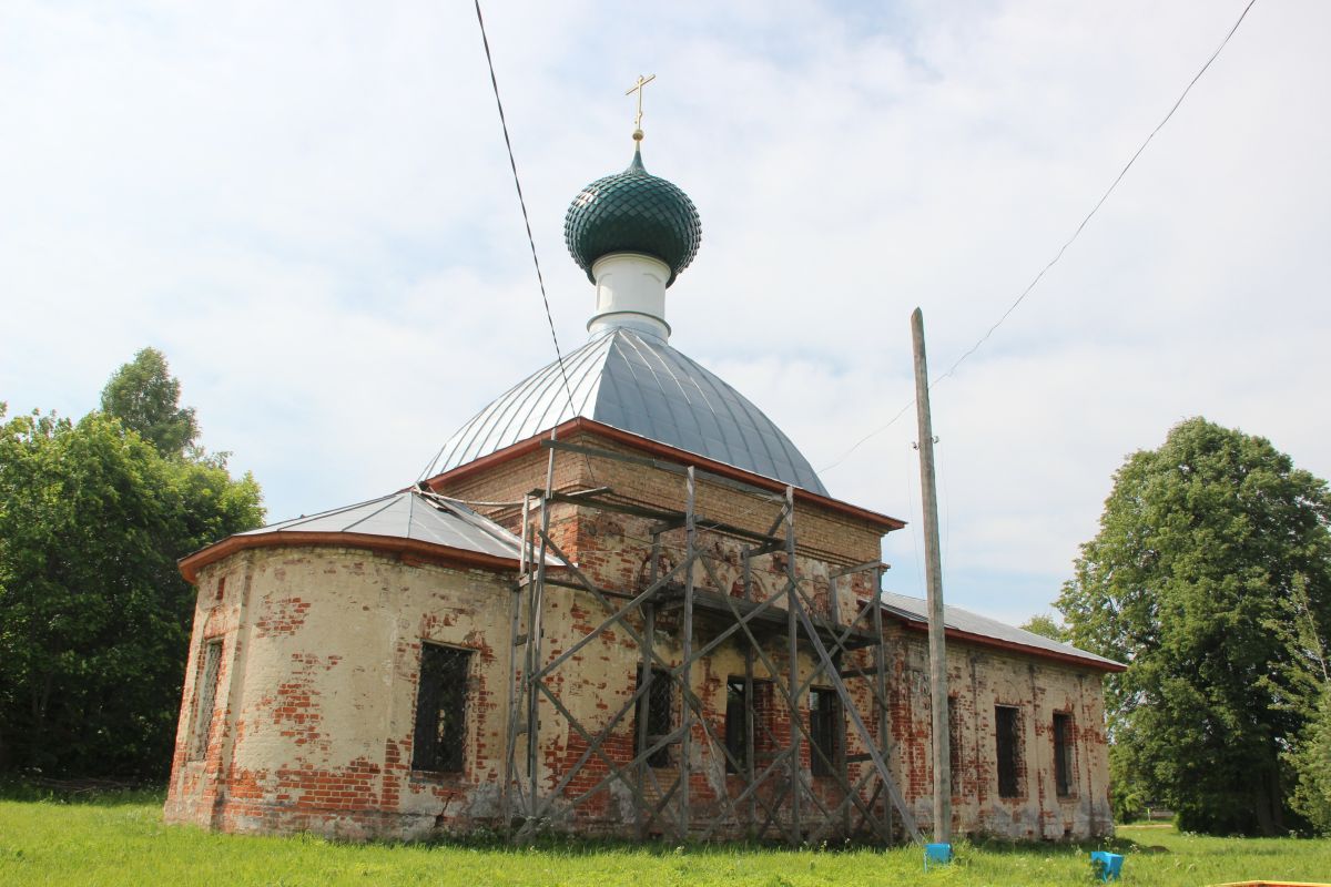 Церковь Троицы Живоначальной, Сущево (Борисоглебский район, Ярославская область). фасады