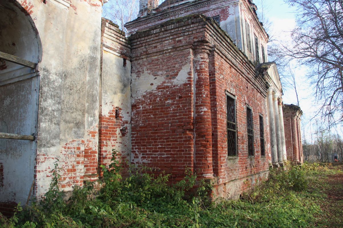 Церковь Благовещения Пресвятой Богородицы, Малахово (Борисоглебский район, Ярославская область). архитектурные детали