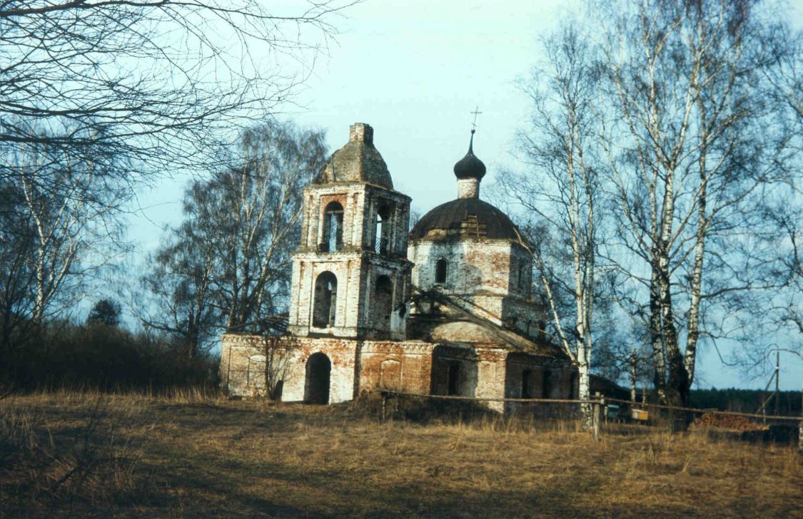 Церковь Покрова Пресвятой Богородицы, Внуково (Борисоглебский район, Ярославская область). фасады, 1996